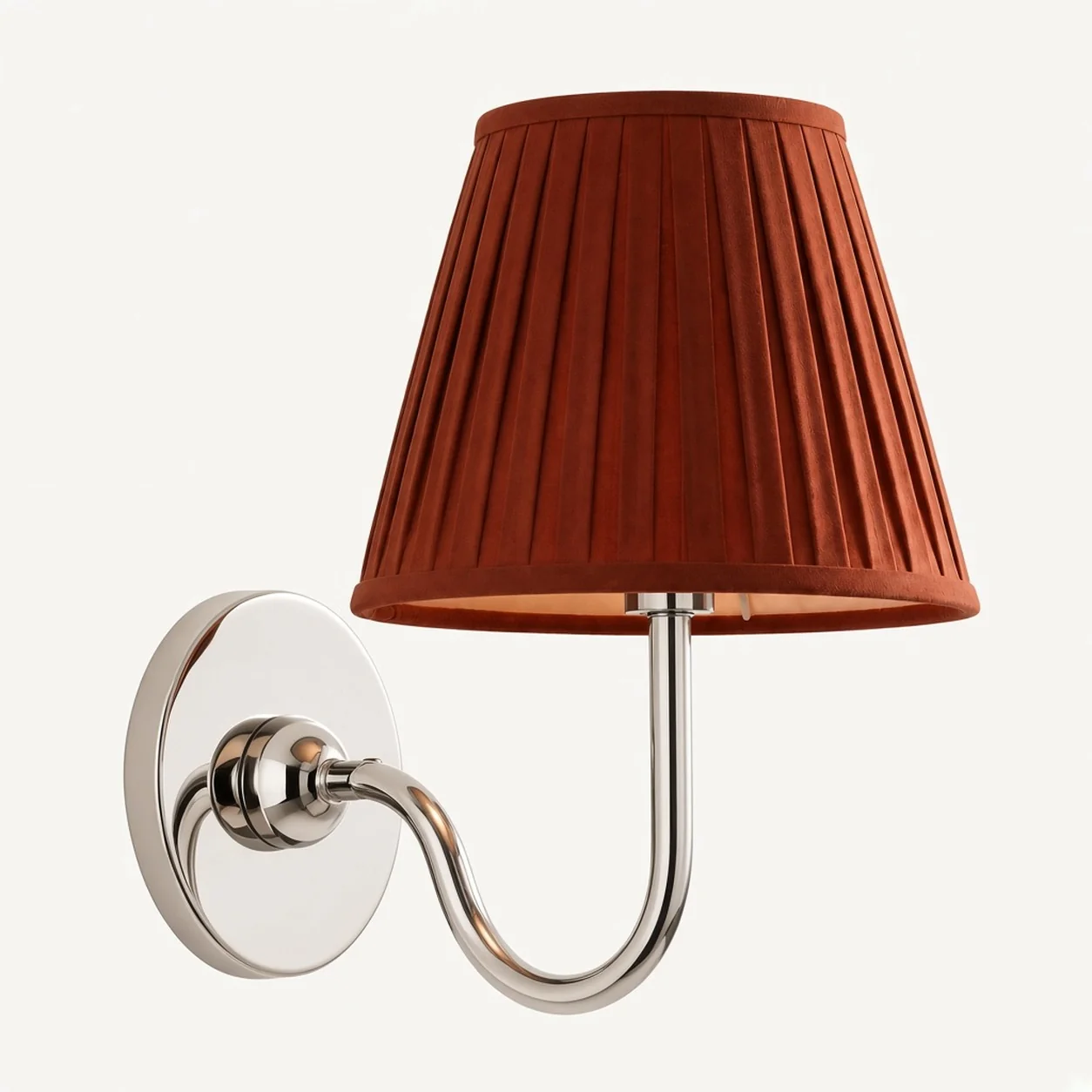 Luvora 1 Head · Chrome · Red Pleated
