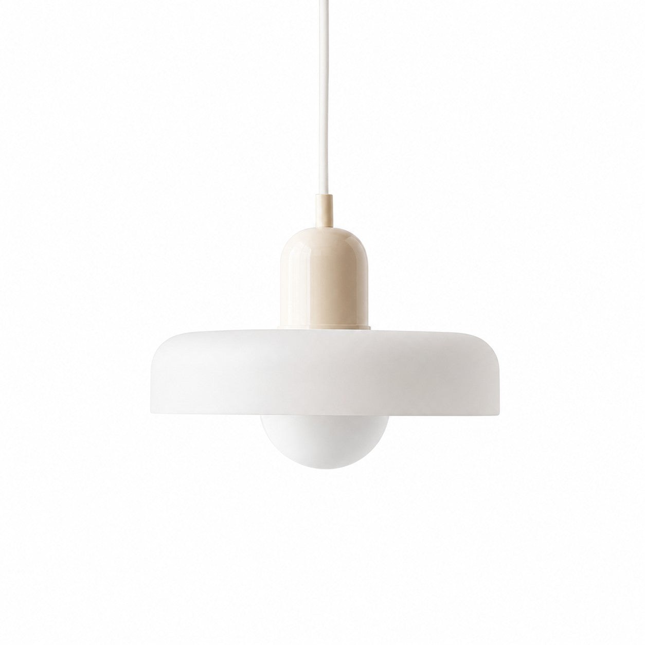 Beige oppervlak met witte glazen kap
