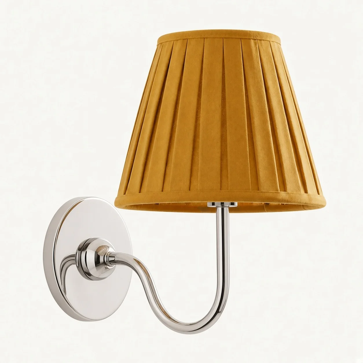 Luvora 1 Head · Chrome · Mustard Yellow Pleated