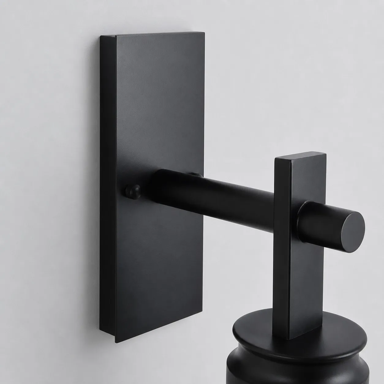 Visible construction detail of the vintage black outdoor wall lantern 2