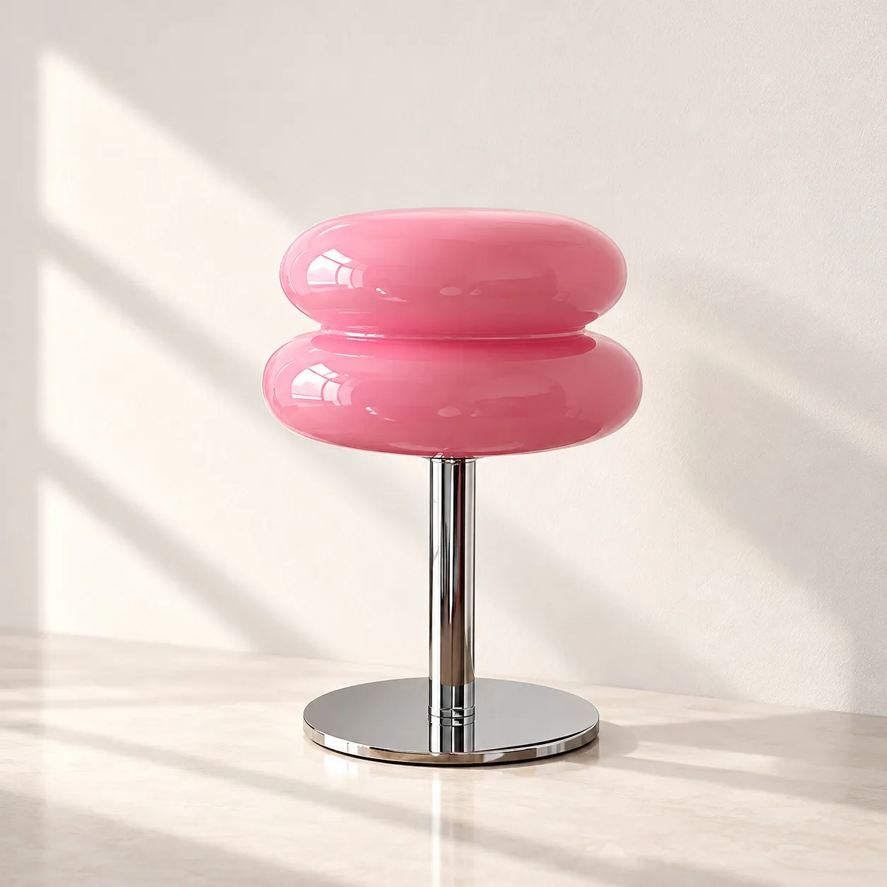 Lampe de table en verre rose