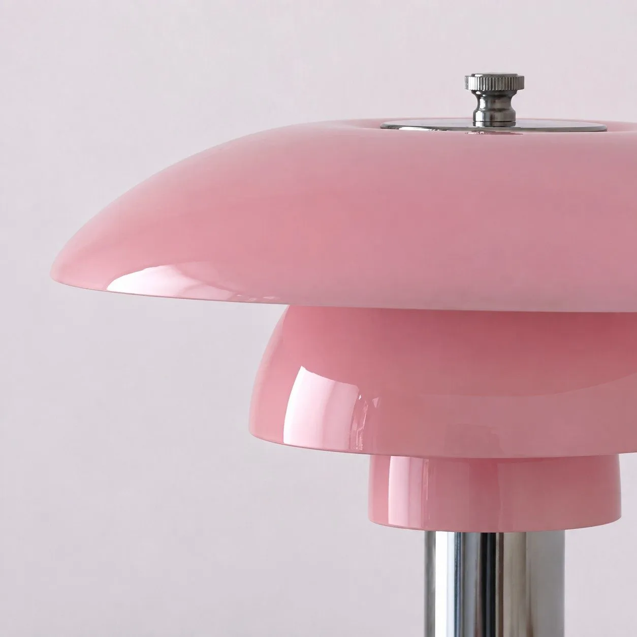 Lampe de table danoise, détail de l'abat-jour verre superposé